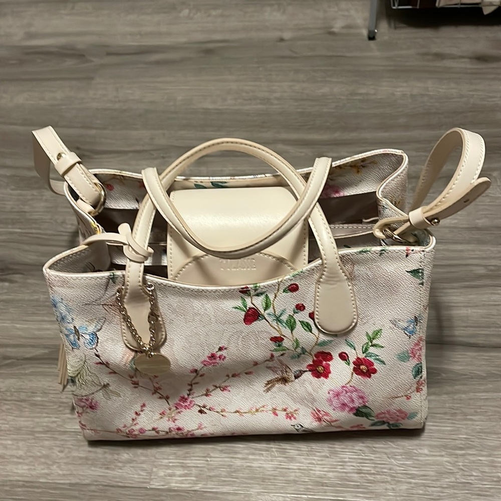 Prima classe alviero martini satchel rare
